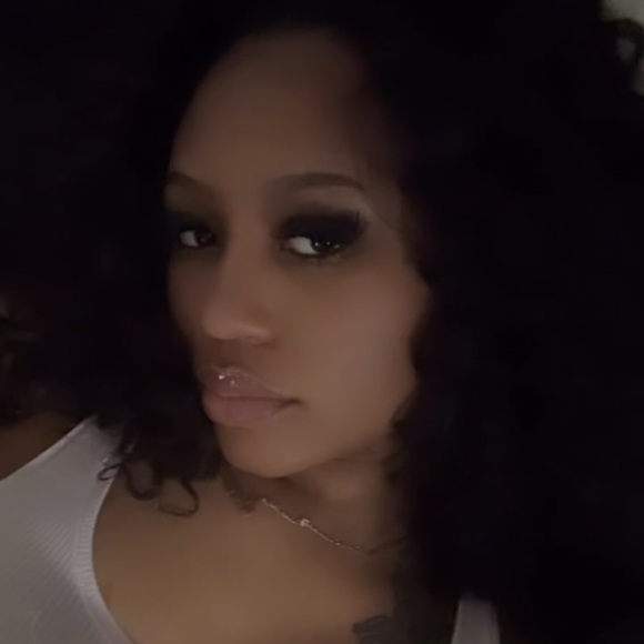 nevaehsanders12
